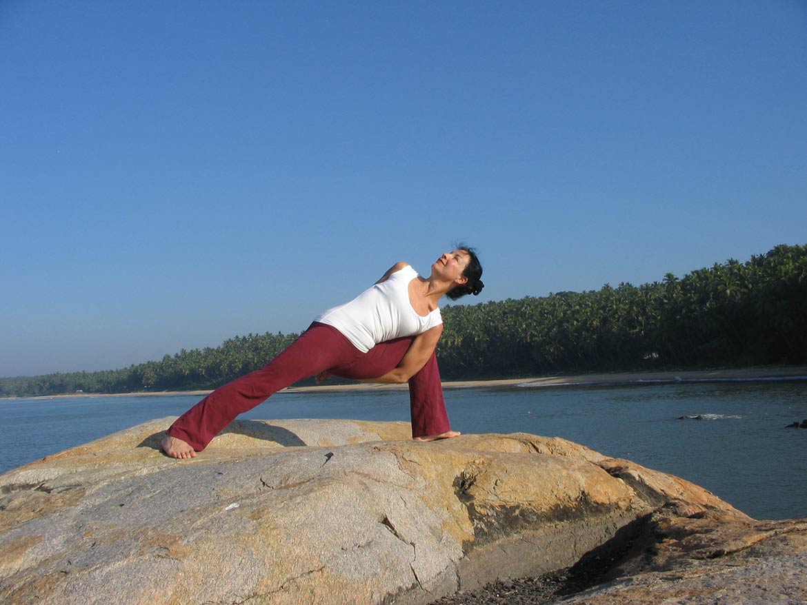 yoga ausbildung berlin urvasi leone triyoga yogalehrer